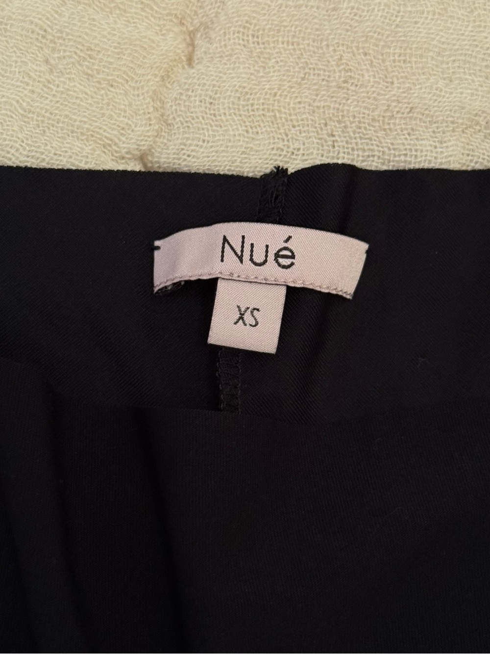 NUÉ Black Seamless Underwear - Picture 3 of 3